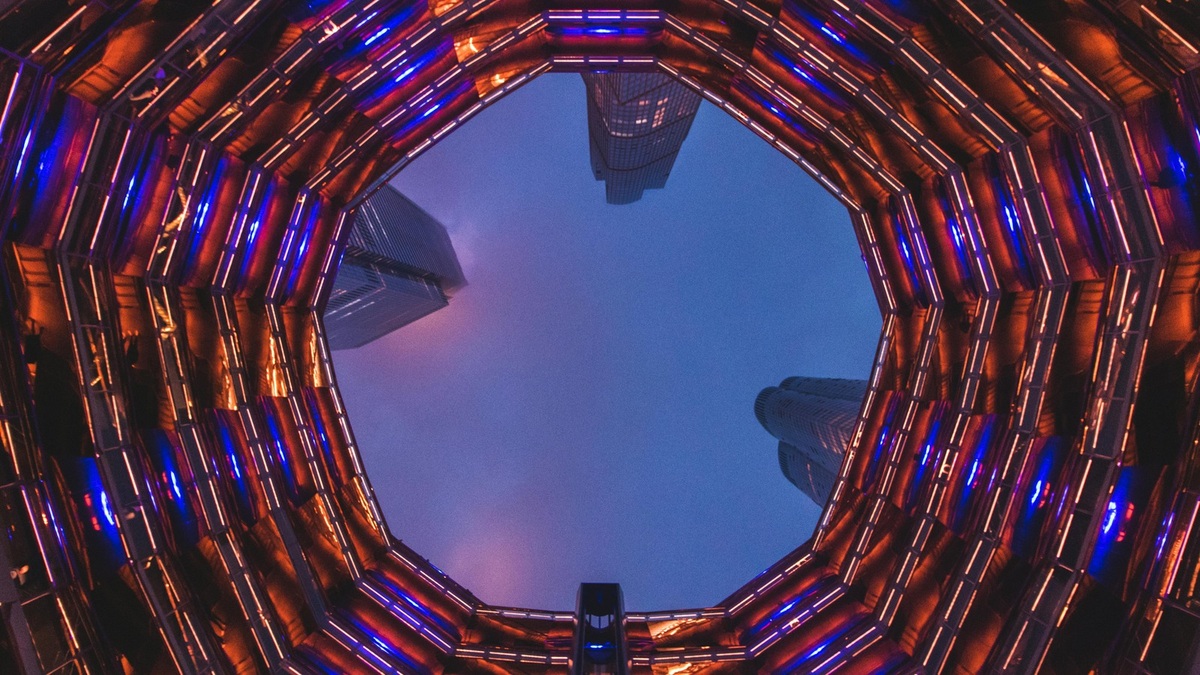Ako rozoznať varovné signály v romantických a investičných podvodoch